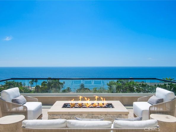 2492 Glenneyre Street, Laguna Beach CA 92651