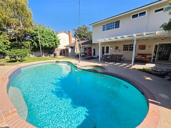 2741 E Palmyra Avenue