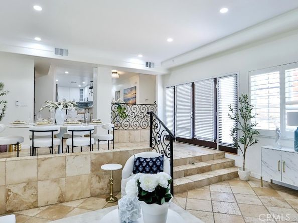 4704 E Centralia Street, Long Beach CA 90808