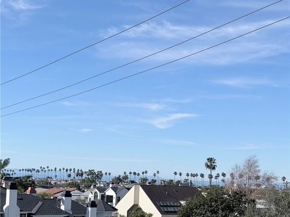 709 1/2 Larkspur 1, Corona Del Mar CA 92625