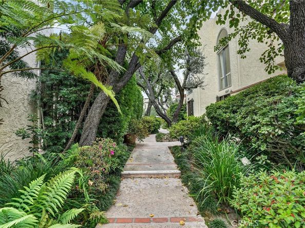 5267 Coldwater Canyon Ave B, Sherman Oaks CA 91401