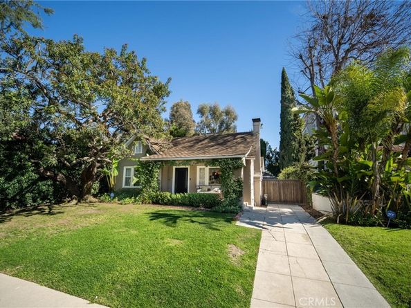 580 Lillian Way, Los Angeles CA 90004