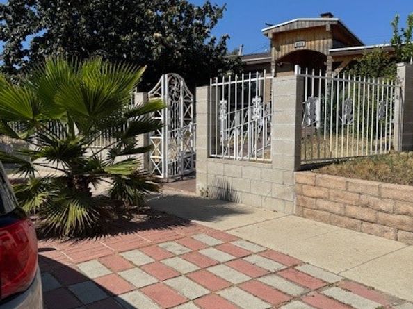 8149 Alcove Avenue, North Hollywood CA 91605