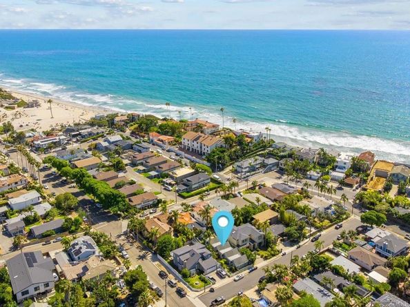 215 223 Lolita Street, Encinitas CA 92024