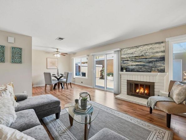 17 Cheyenne 64, Irvine CA 92604