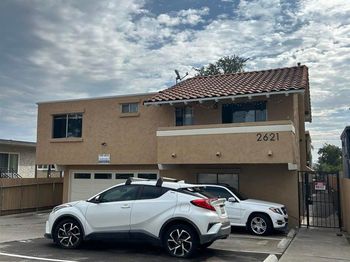 2621 Highland Avenue