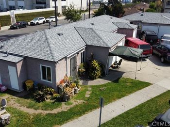 4439 E 52nd