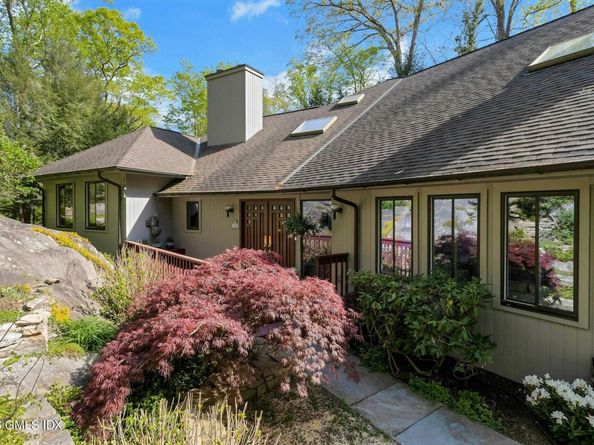 33 Butternut Lane, Stamford CT 06903