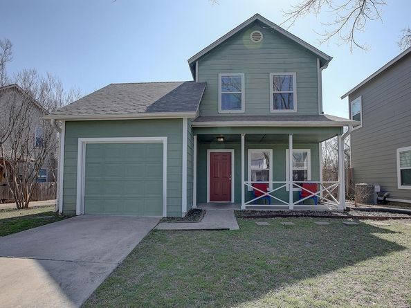 1102 E 3rd ST, Georgetown TX 78626