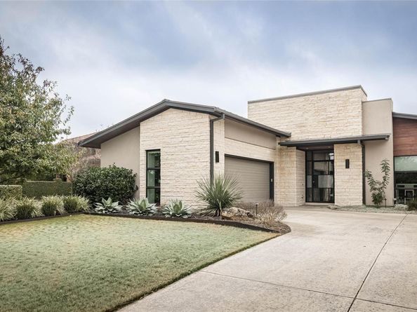 8221 Carranzo DR, Austin TX 78735