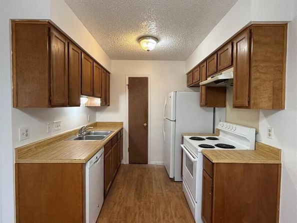 2115 Courtney ST, Austin TX 78745