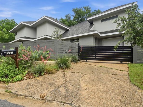 2101 Airole WAY B, Austin TX 78704