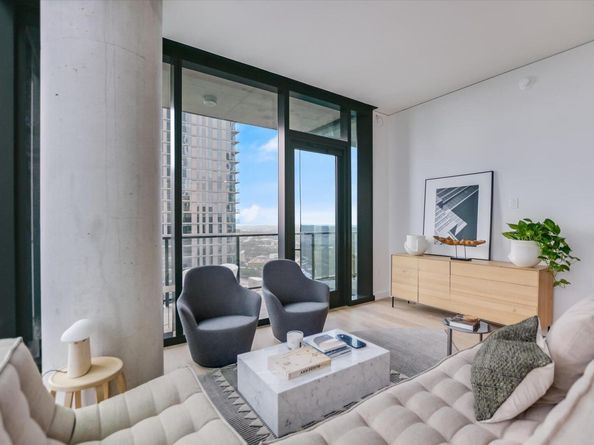 610 Davis ST 2502, Austin TX 78701