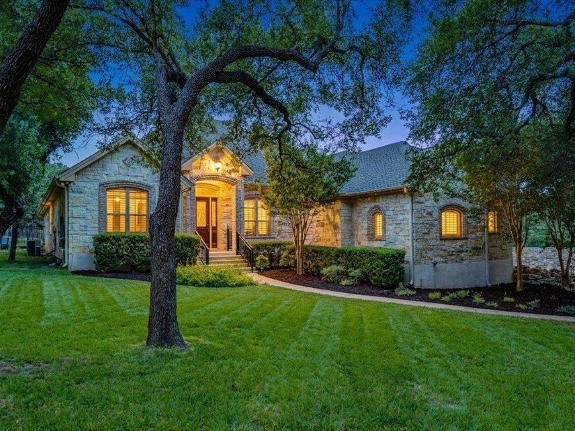 103 Silverstone DR, Georgetown TX 78633