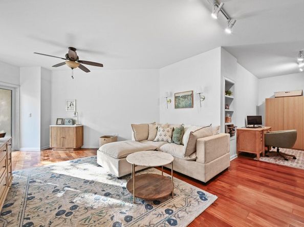 54 Rainey ST 416, Austin TX 78701