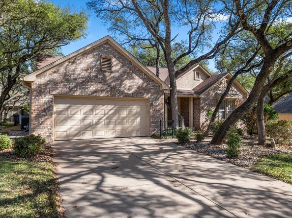 211 Whispering Wind DR, Georgetown TX 78633