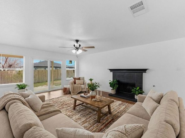 3817 Haleys WAY, Round Rock TX 78665