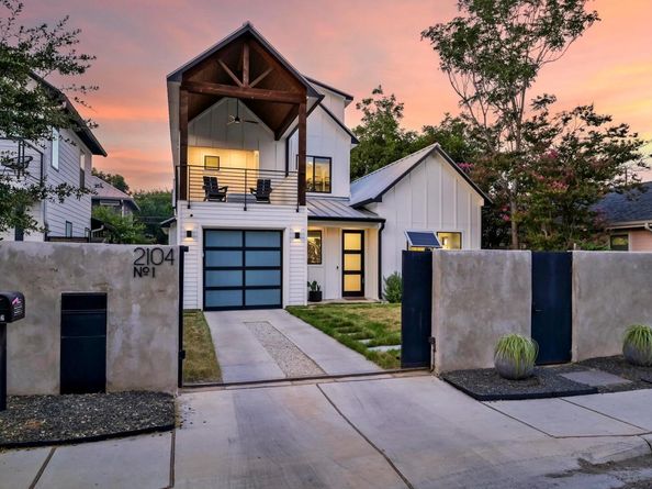 2104 E 2nd ST 1, Austin TX 78702