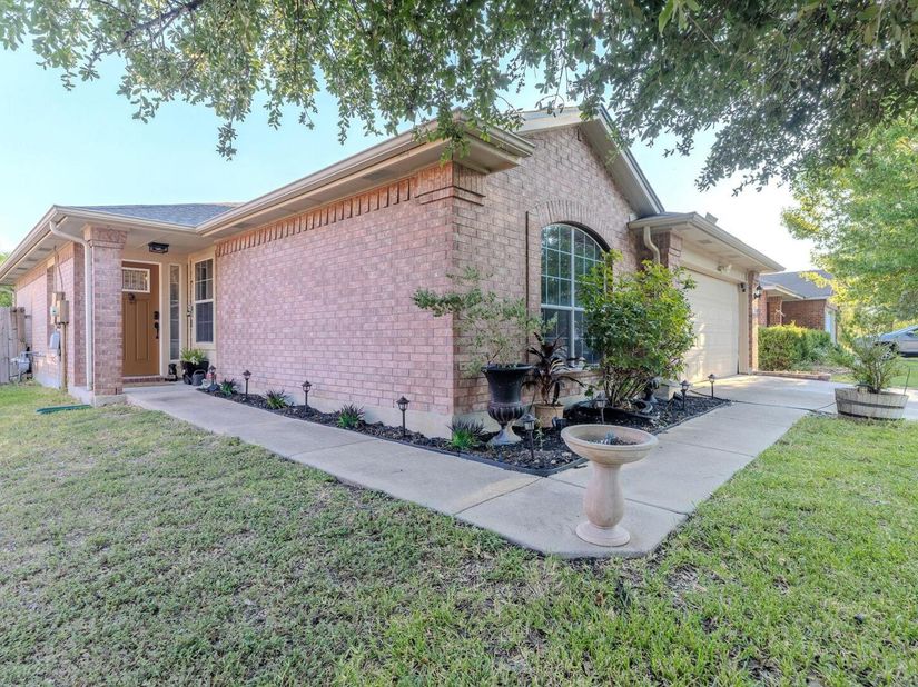 3133 Clinton PL, Round Rock TX 78665