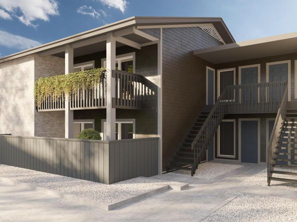 2124 Burton DR 164, Austin TX 78741