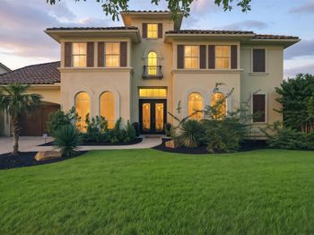 2116 University Club Dr.