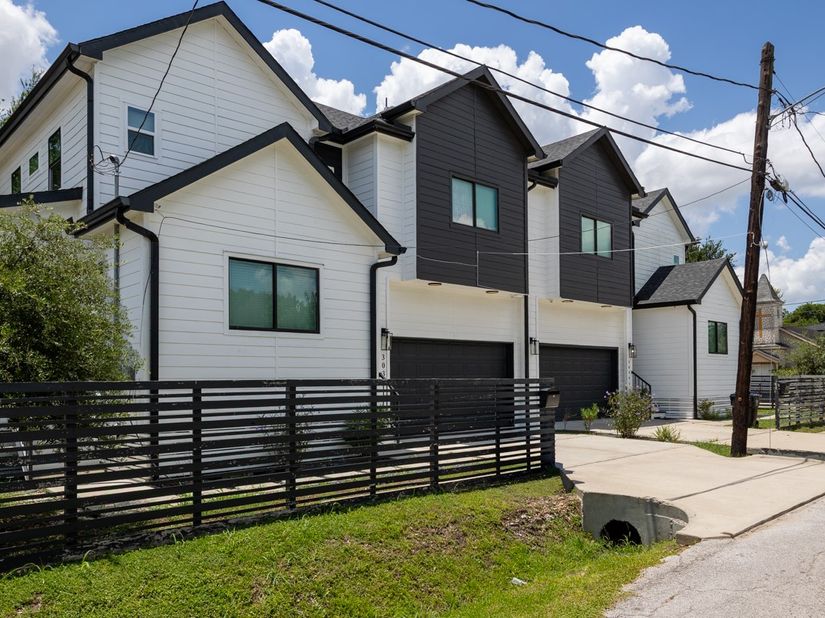 3034 Wayne Street AB, Houston TX 77026