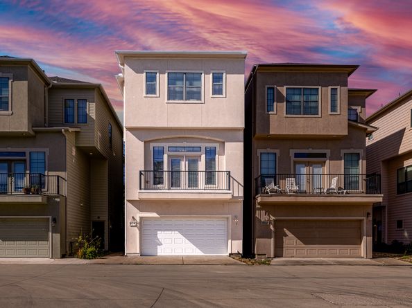 10626 Clearview Villa Place, Houston TX 77025