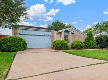 6351 Cambridge Glen Lane