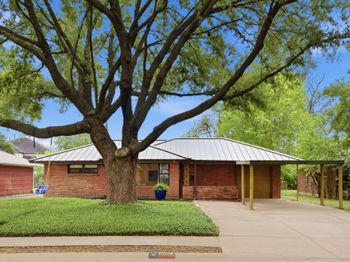 5325 Nina Lee Lane