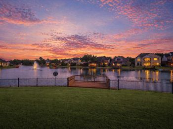 5126 Beacon Point