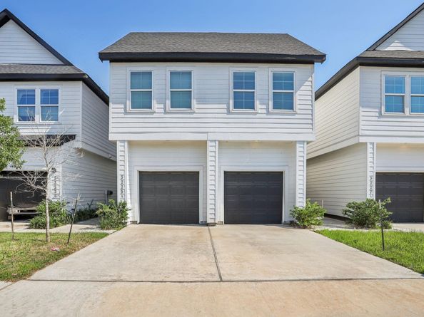3225 Real Street A/B, Houston TX 77087