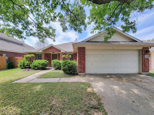 11007 Desert Springs Circle, Houston TX 77095