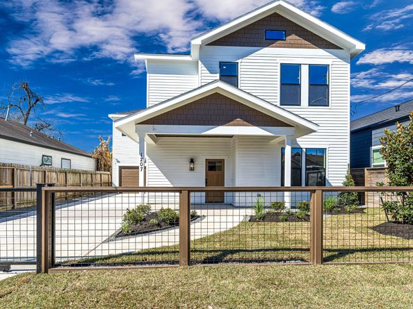 1207 Tabor Street, Houston TX 77009