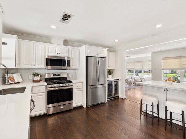 2226 Chantilly Lane, Houston TX 77018