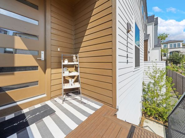 1218 W 24th Street D, Houston TX 77008