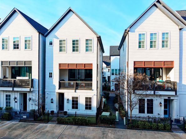 3310 Timbergrove Oak, Houston TX 77008