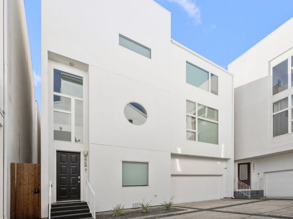 5628 Kiam Street B, Houston TX 77007