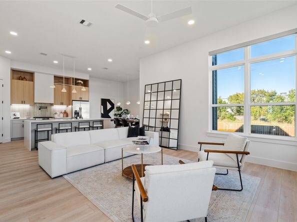 1421 E 36th Street, Houston TX 77022