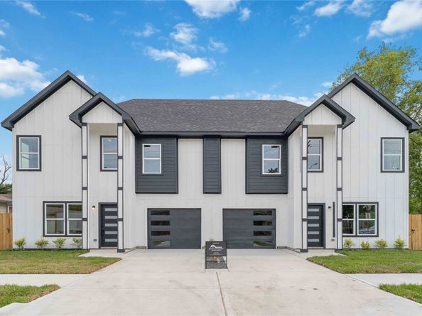 5420 Lynnfield Street A/B, Houston TX 77028