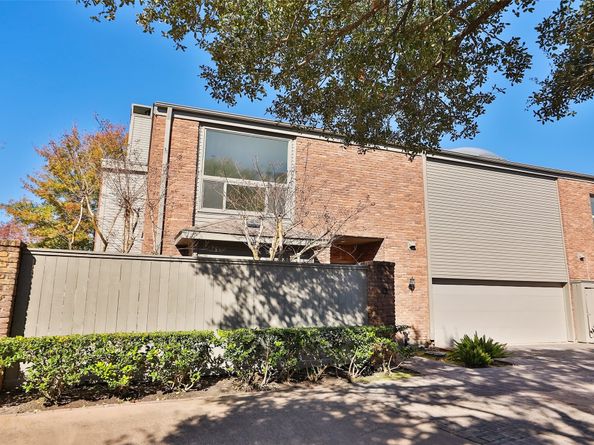 6000 Sugar Hill Drive 9, Houston TX 77057