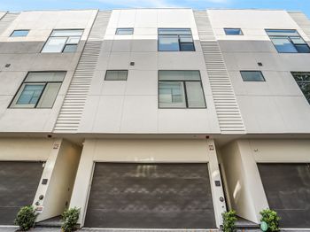 1004 California Street