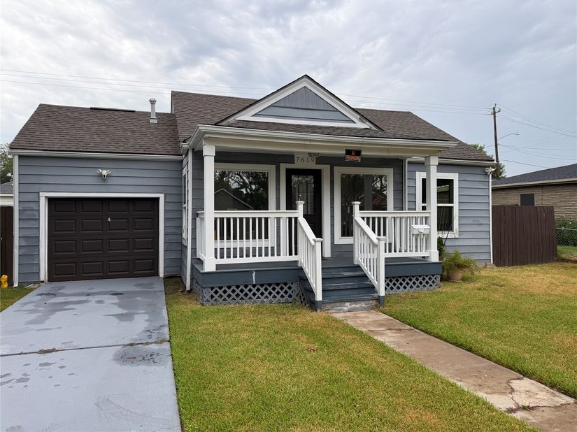 7619 Ilex Street, Houston TX 77012