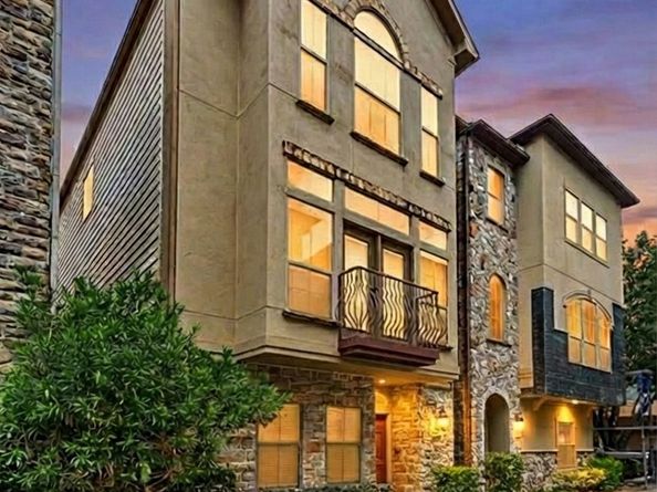562 Bomar Street, Houston TX 77006