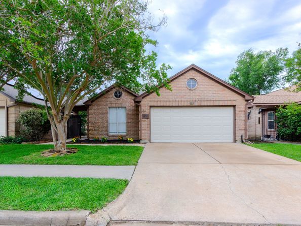16011 Hidden Acres Drive, Houston TX 77084