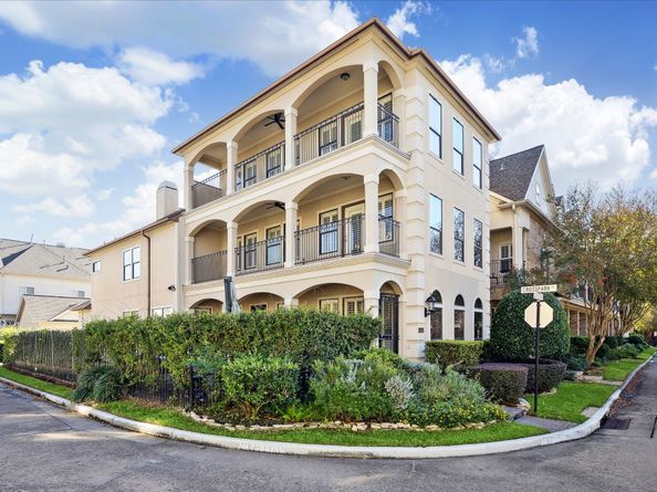 518 S Park Grove, Houston TX 77007