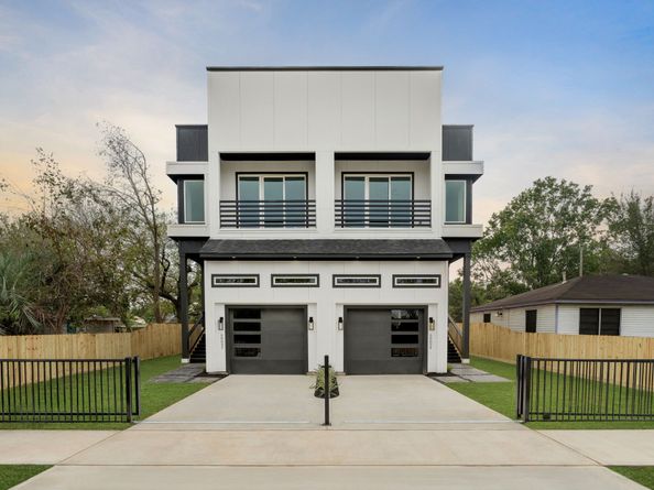 5002 Sunbeam Street, Houston TX 77033