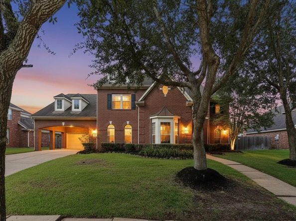 3108 Autumn Harvest Drive, Friendswood TX 77546