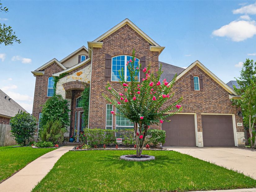 4619 Rockton Hills Lane, Sugar Land TX 77479