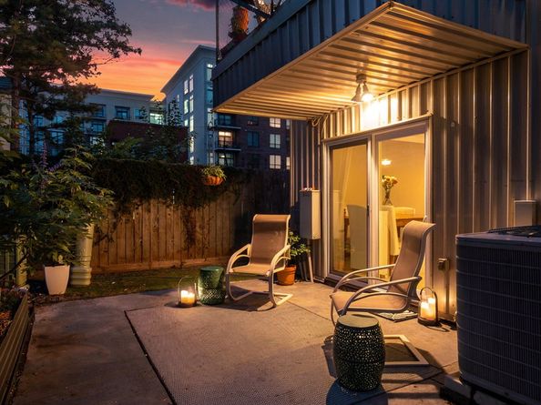 708 Ruthven Street, Houston TX 77019