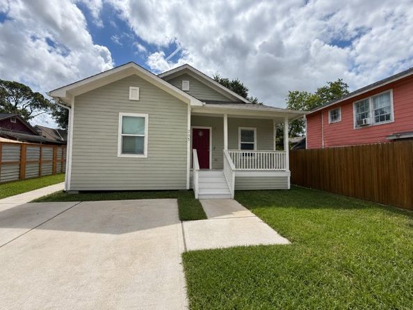 205 De Koven Street, Houston TX 77011